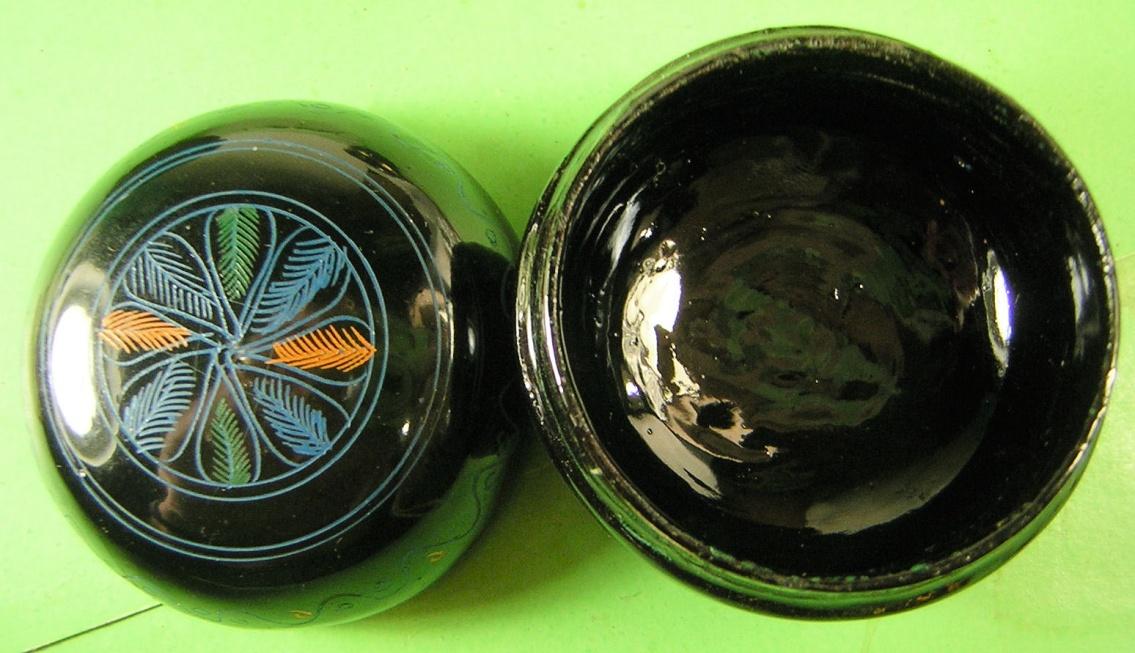 Lacquer Pill Box. 3 Colors-image